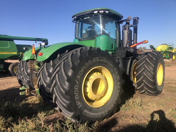 2012 John Deere 9560R Tractor 4WD