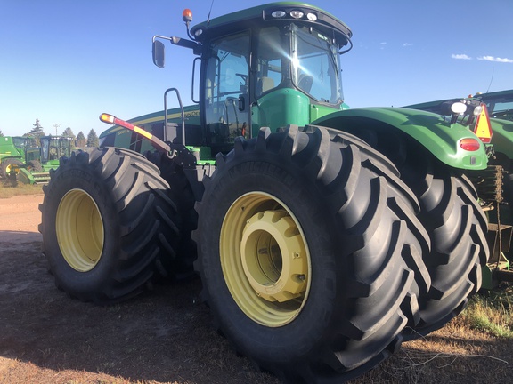 2012 John Deere 9560R Tractor 4WD