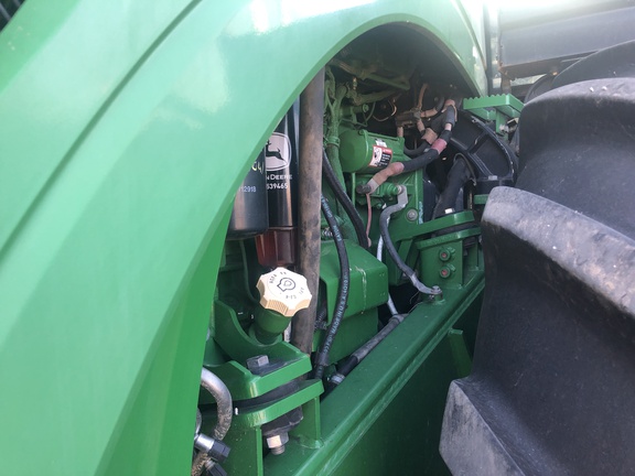 2012 John Deere 9560R Tractor 4WD