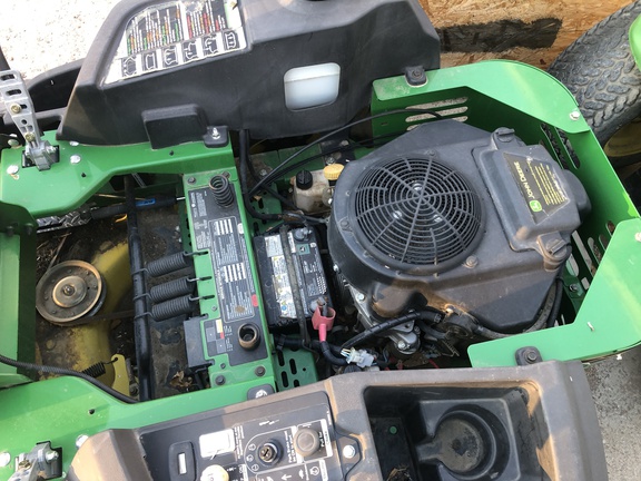 2014 John Deere Z465 Mower/Zero Turn