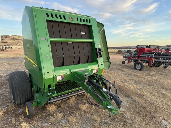 2023 John Deere 560R Baler/Round