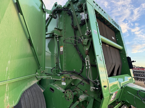 2023 John Deere 560R Baler/Round