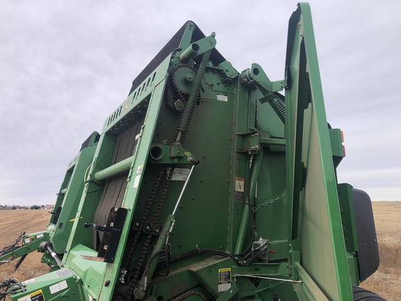 2020 John Deere 560M Baler/Round