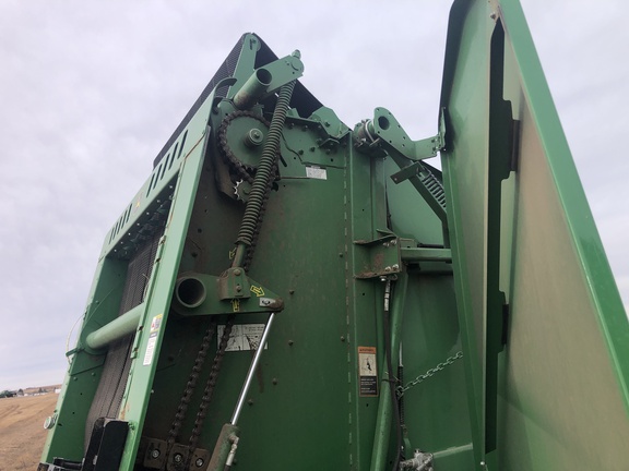 2020 John Deere 560M Baler/Round