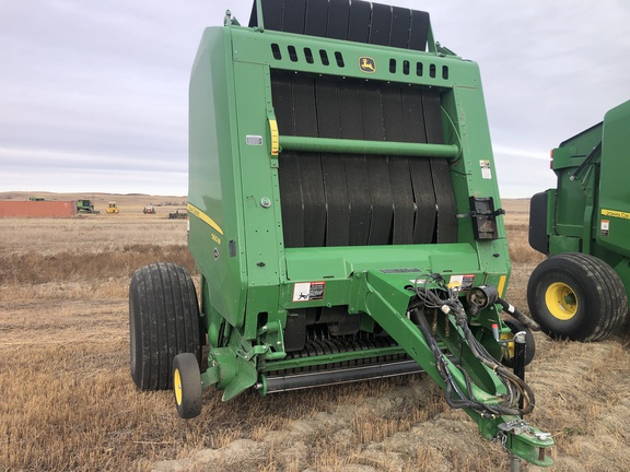 2020 John Deere 560M Baler/Round