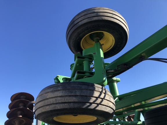 2012 John Deere 2623 Disk