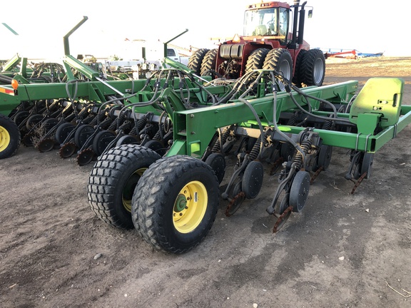 2010 John Deere 1895 Air Seeder