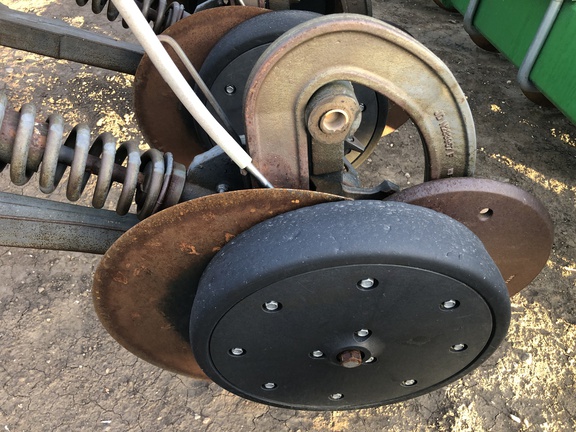 2010 John Deere 1895 Air Seeder