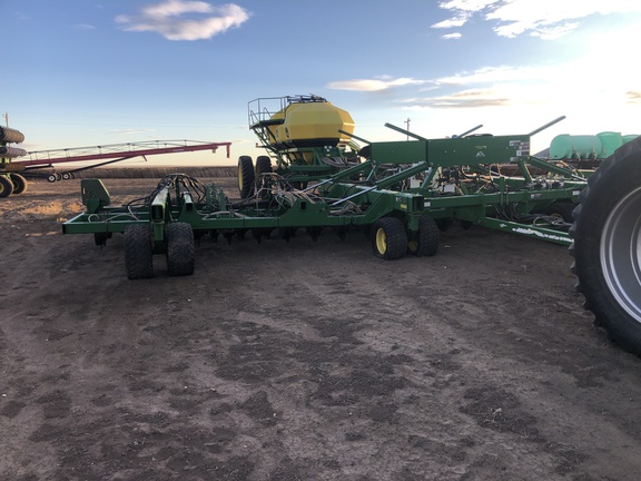 2010 John Deere 1895 Air Seeder