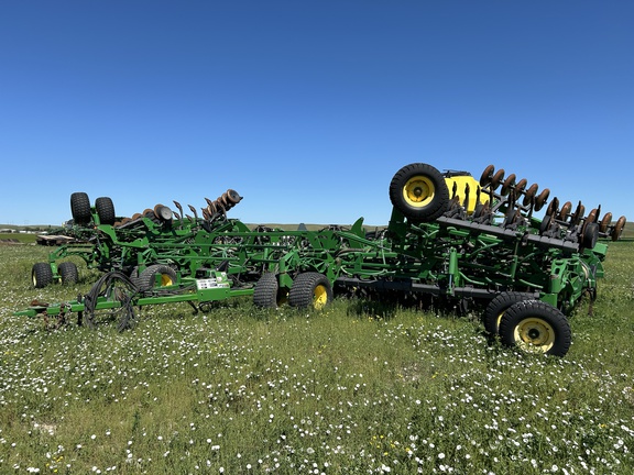 2014 John Deere 1835 Air Seeder