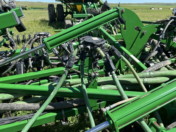 2014 John Deere 1835 Air Seeder