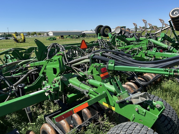 2014 John Deere 1835 Air Seeder