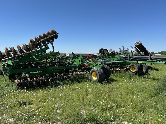 2014 John Deere 1835 Air Seeder