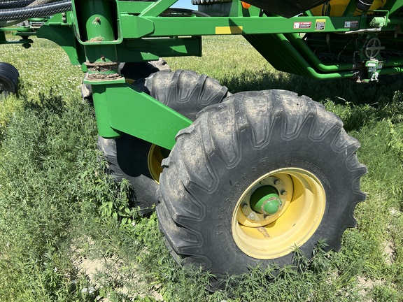 2014 John Deere 1835 Air Seeder