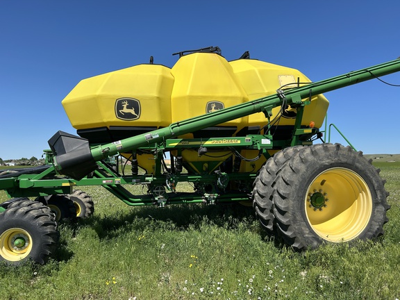 2014 John Deere 1835 Air Seeder