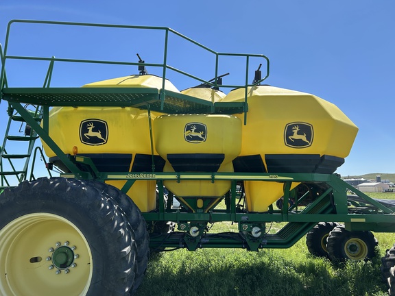 2014 John Deere 1835 Air Seeder