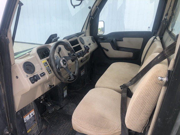 2019 John Deere XUV 835R ATV