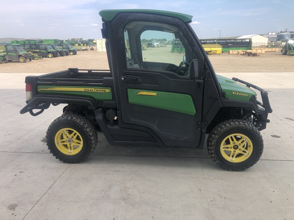 2019 John Deere XUV 835R ATV