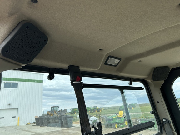 2024 John Deere XUV 835R ATV