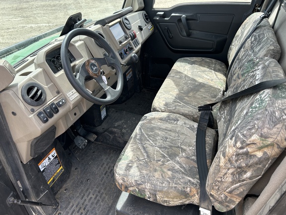 2024 John Deere XUV 835R ATV