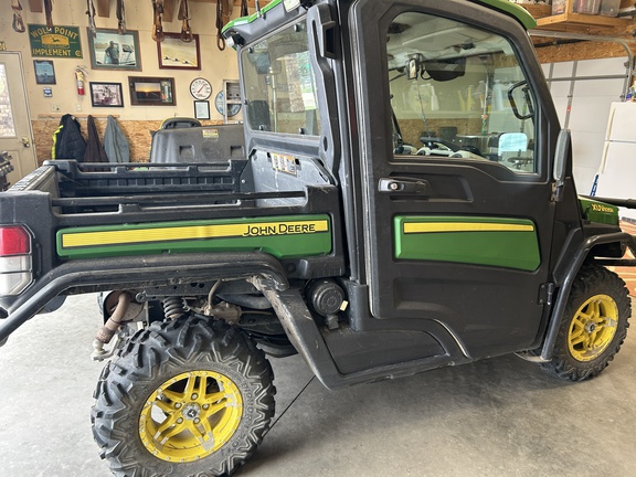 2018 John Deere XUV 835R ATV