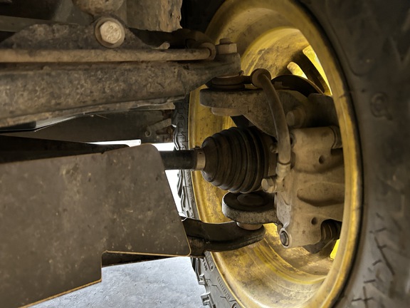 2018 John Deere XUV 835R ATV