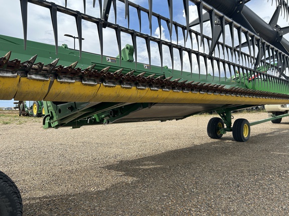 2017 John Deere 630D Header Combine