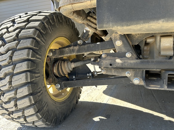 2023 John Deere XUV 835R ATV