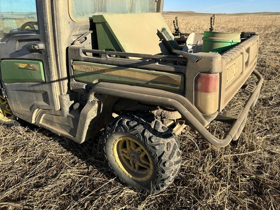 2019 John Deere XUV 835R ATV