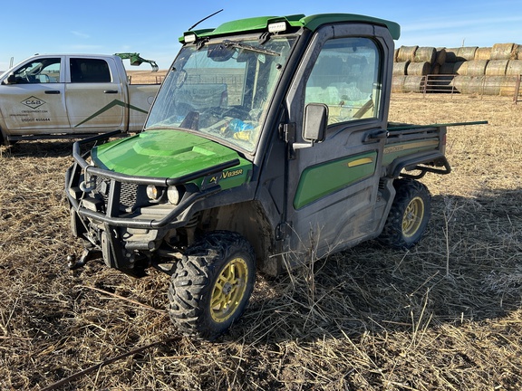 2019 John Deere XUV 835R ATV