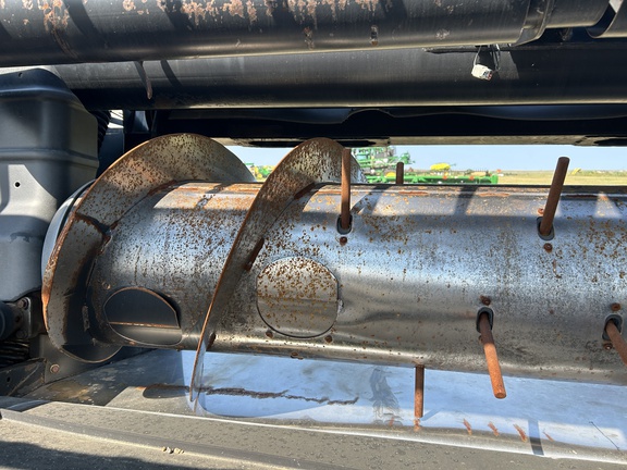 2011 MacDon FD70-40 Header Combine