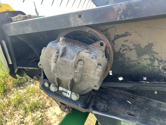 2011 MacDon FD70-40 Header Combine