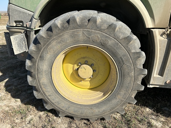 2022 John Deere 9700 Forage Harvester