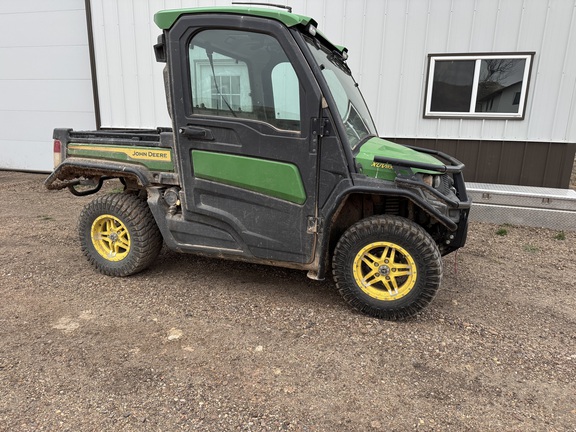 2022 John Deere XUV 835R ATV