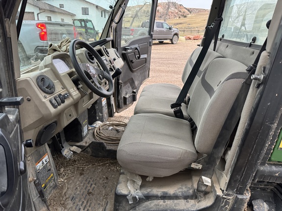 2022 John Deere XUV 835R ATV