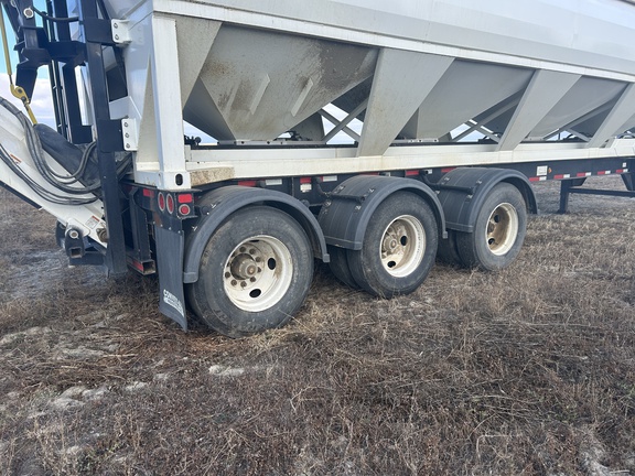 2013 Convey-All CST-40 Tender