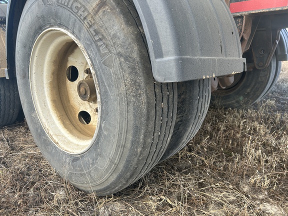 2013 Convey-All CST-40 Tender