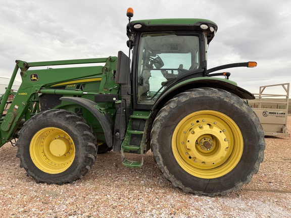 2014 John Deere 7210R Tractor