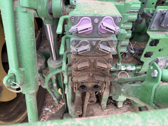 2014 John Deere 7210R Tractor