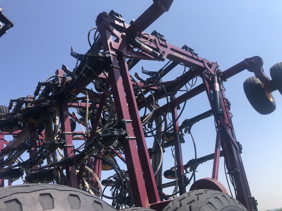 2018 Seed Hawk 8412 Air Seeder