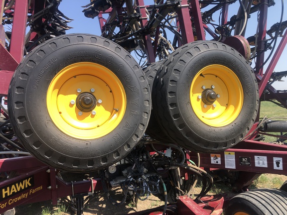 2018 Seed Hawk 8412 Air Seeder