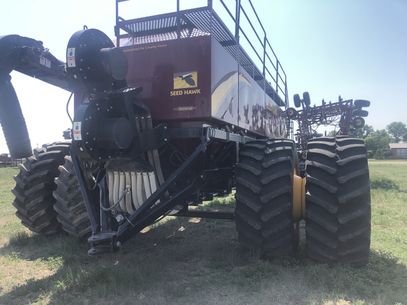 2018 Seed Hawk 8412 Air Seeder