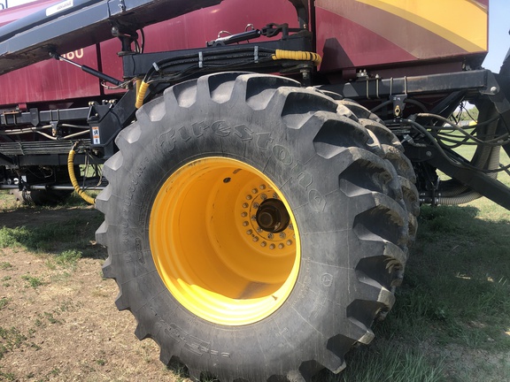 2018 Seed Hawk 8412 Air Seeder