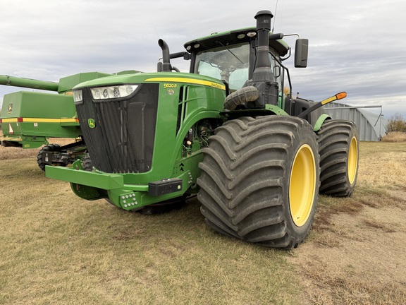 2017 John Deere 9520R Tractor 4WD