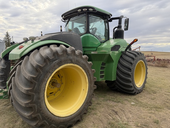 2017 John Deere 9520R Tractor 4WD