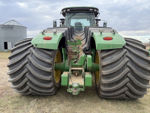 2017 John Deere 9520R Tractor 4WD
