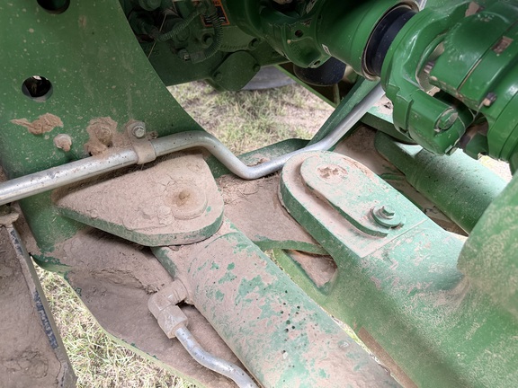 2017 John Deere 9520R Tractor 4WD