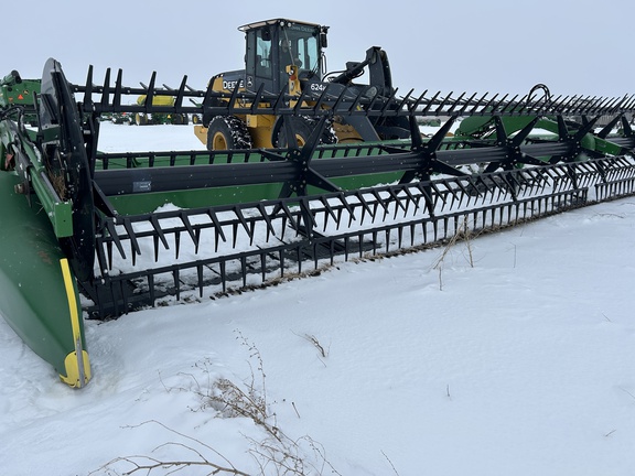 2022 John Deere RD40F Header Combine