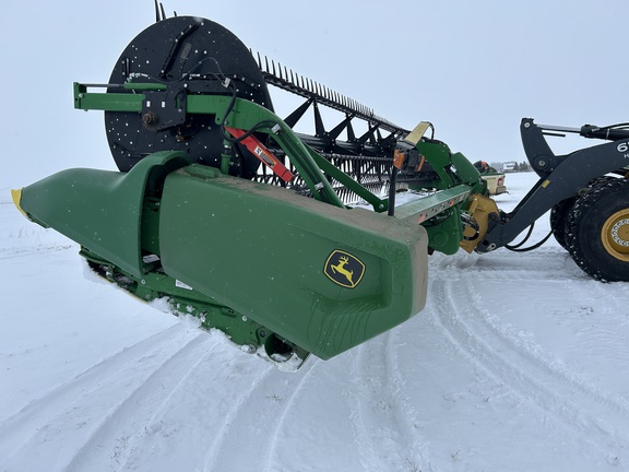 2022 John Deere RD40F Header Combine