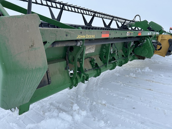 2022 John Deere RD40F Header Combine